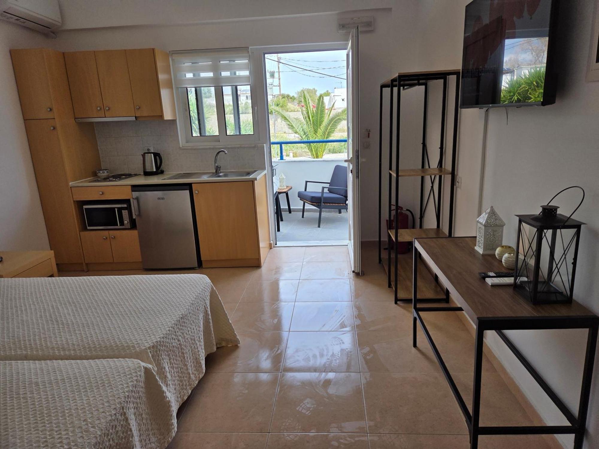 Corafili Holiday Suites キオタリ エクステリア 写真