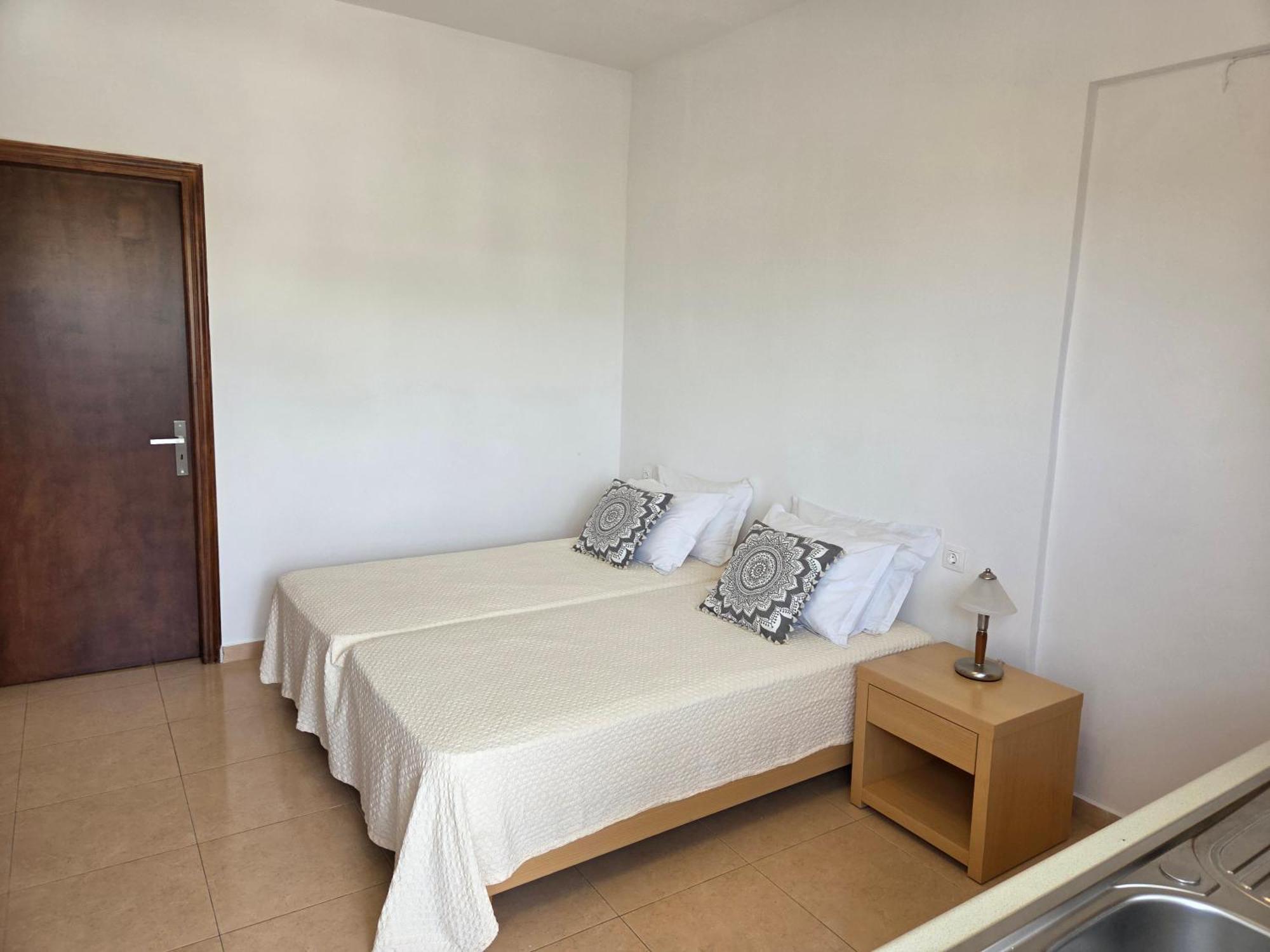 Corafili Holiday Suites キオタリ エクステリア 写真
